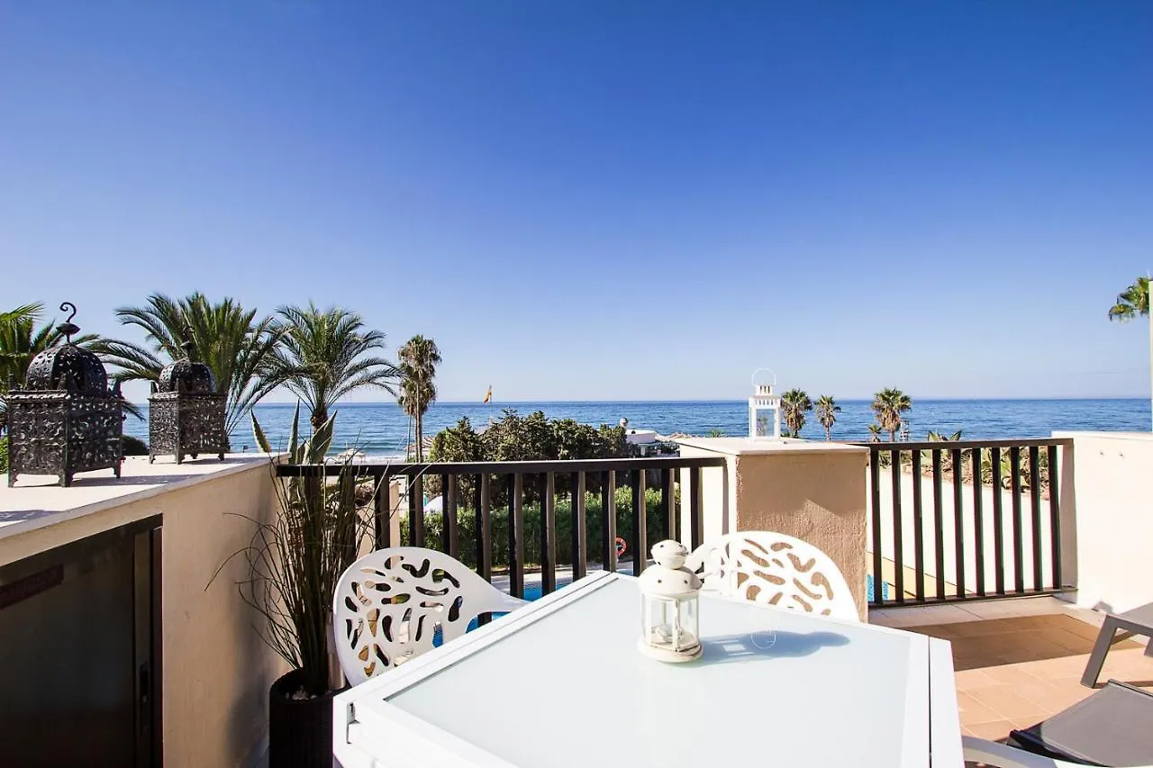 Apartment Sea Front Studio In Marbella