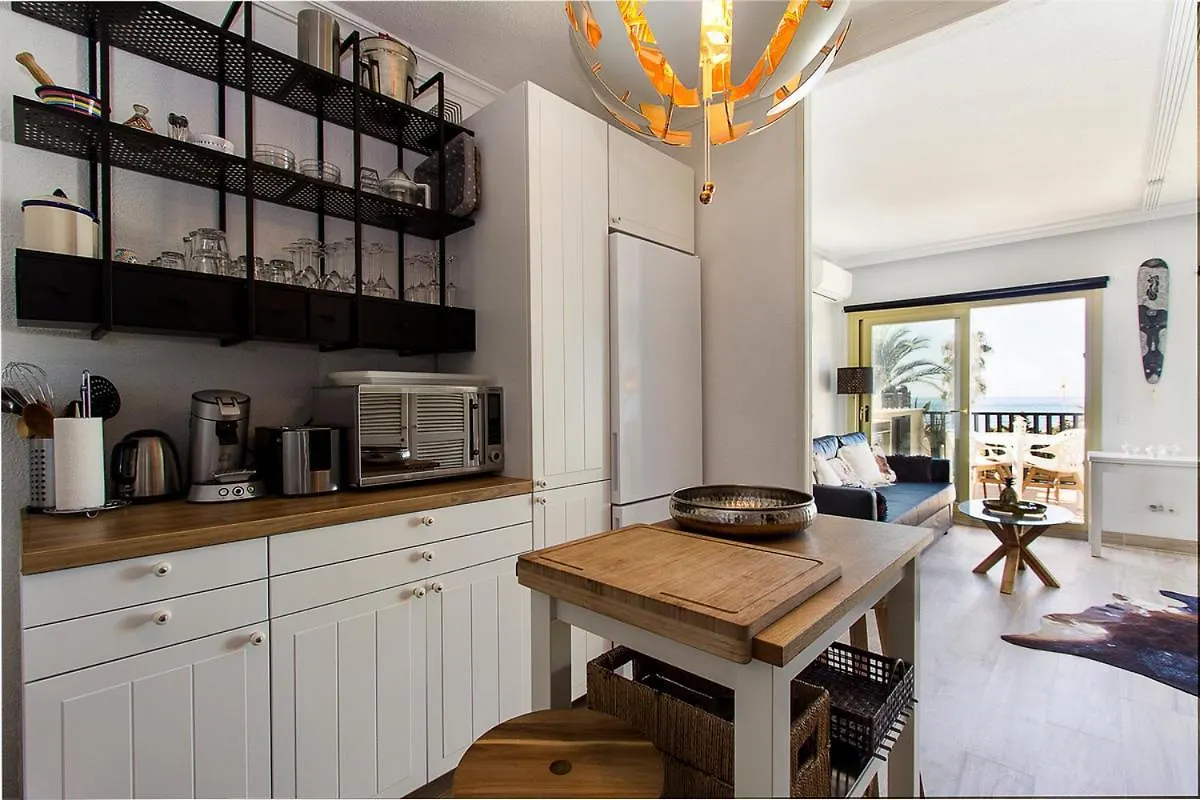 Apartment Sea Front Studio In Marbella
