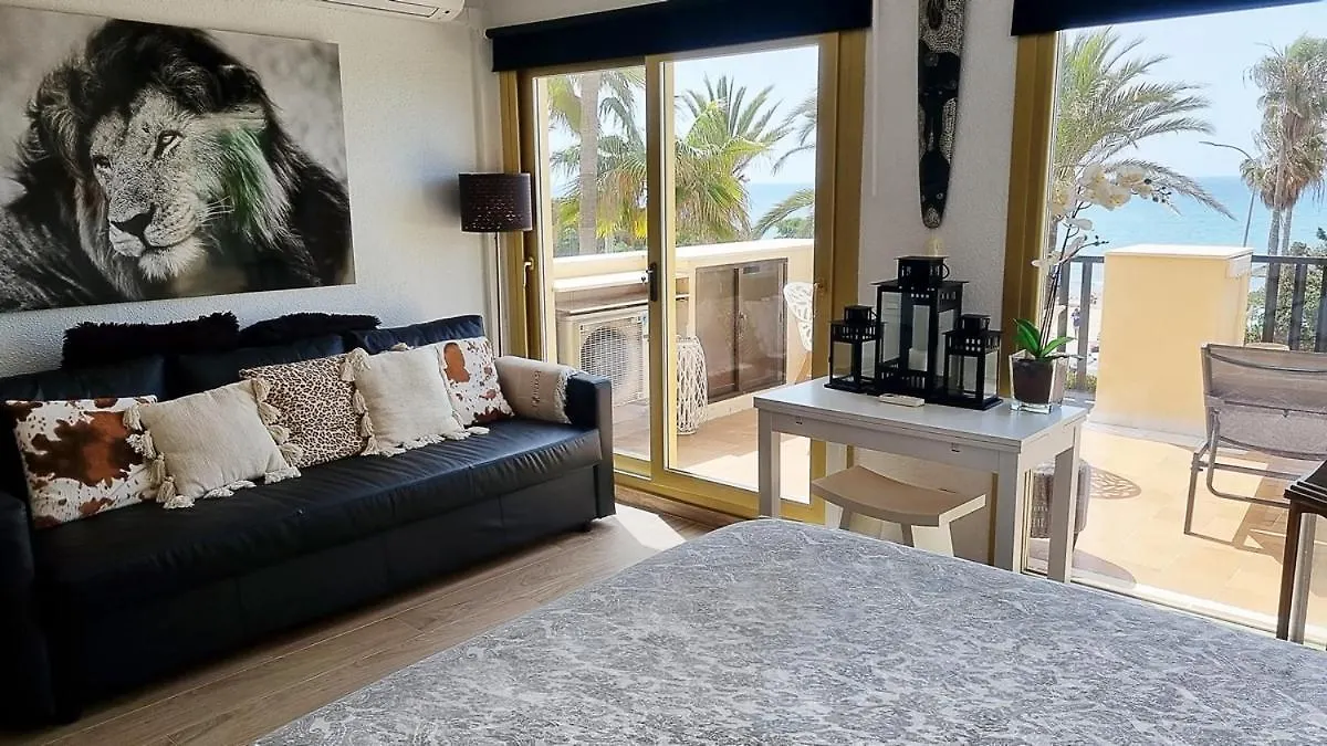 Apartment Sea Front Studio In Marbella Spain