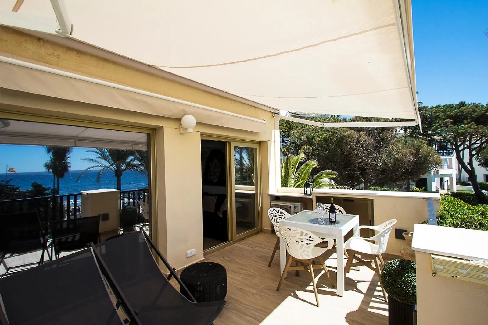 Sea Front Studio In Marbella Spain